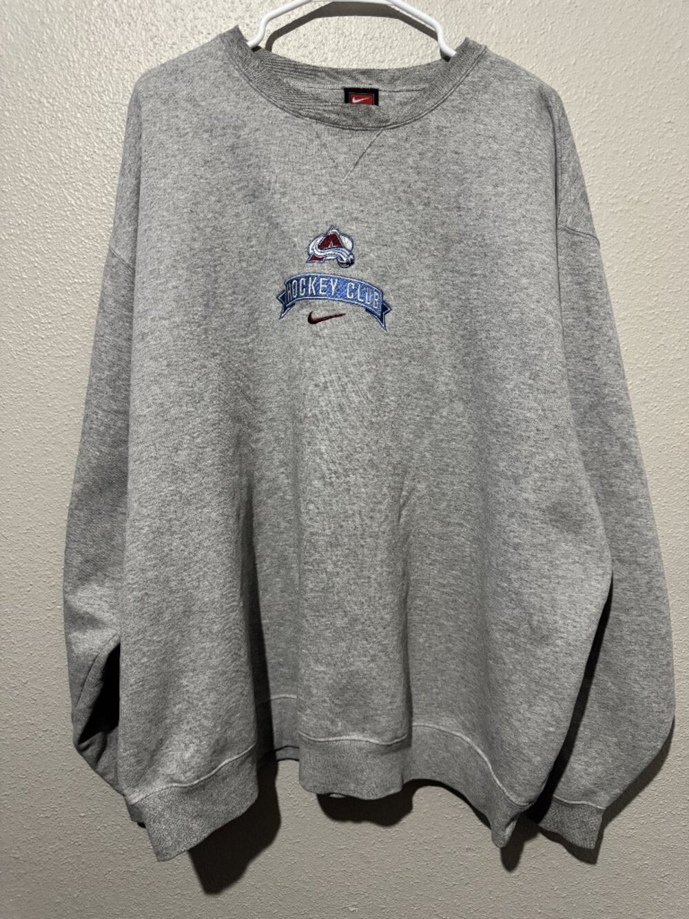 Gray Nike Team Colorado Avalanche Hockey Club crewneck sweatshirt